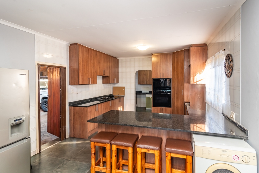 3 Bedroom Property for Sale in Noordheuwel Gauteng