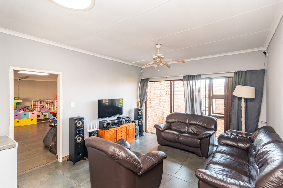 3 Bedroom Property for Sale in Noordheuwel Gauteng