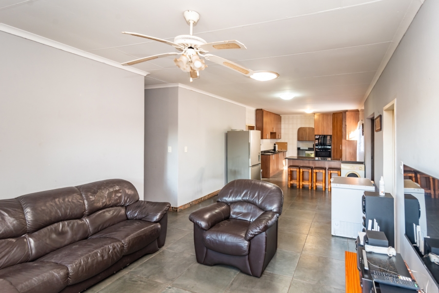 3 Bedroom Property for Sale in Noordheuwel Gauteng