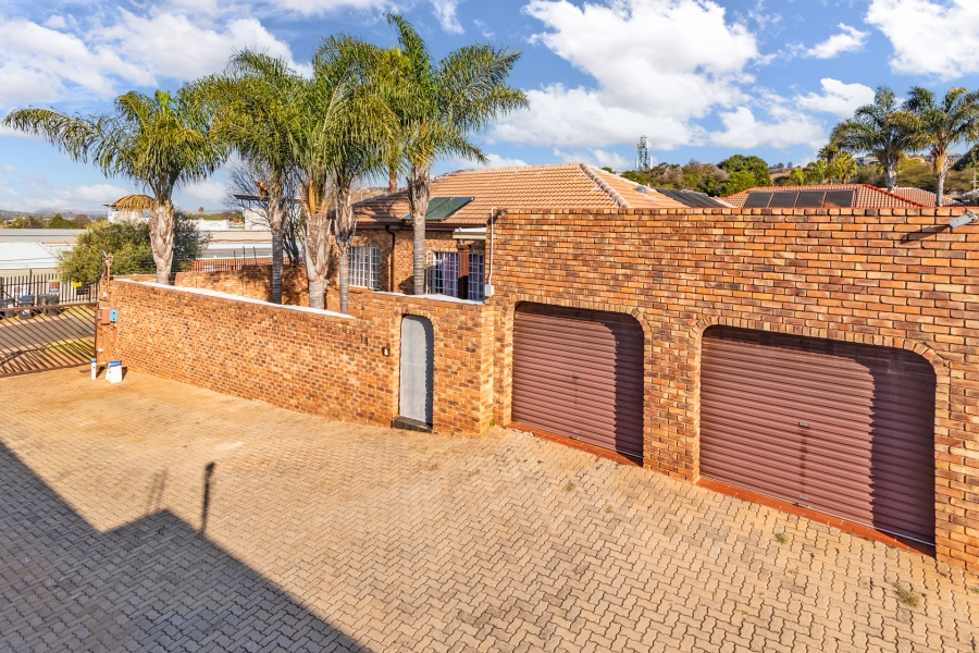 3 Bedroom Property for Sale in Noordheuwel Gauteng