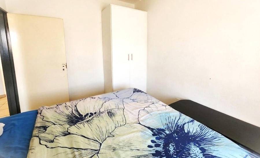 2 Bedroom Property for Sale in Grand Central Gauteng
