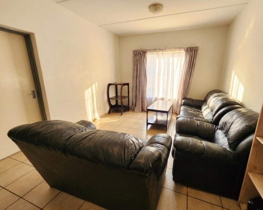 2 Bedroom Property for Sale in Grand Central Gauteng