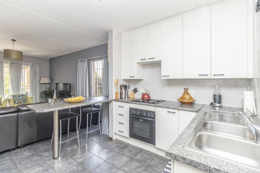2 Bedroom Property for Sale in North Riding Gauteng