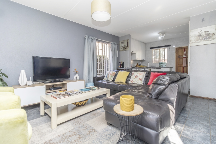 2 Bedroom Property for Sale in North Riding Gauteng