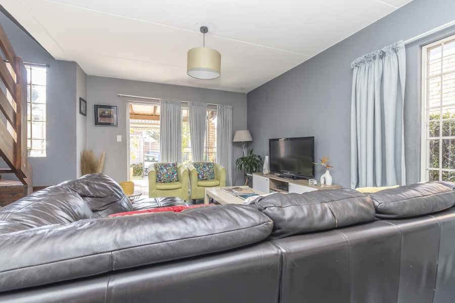 2 Bedroom Property for Sale in North Riding Gauteng