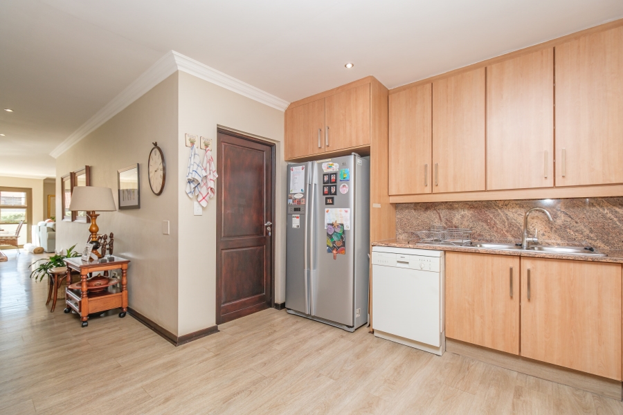 3 Bedroom Property for Sale in Lonehill Gauteng