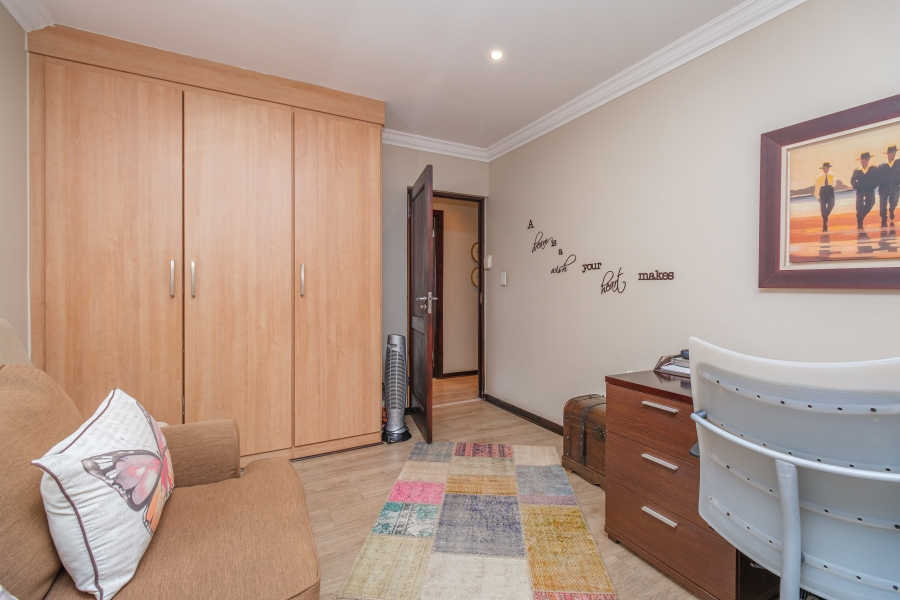 3 Bedroom Property for Sale in Lonehill Gauteng