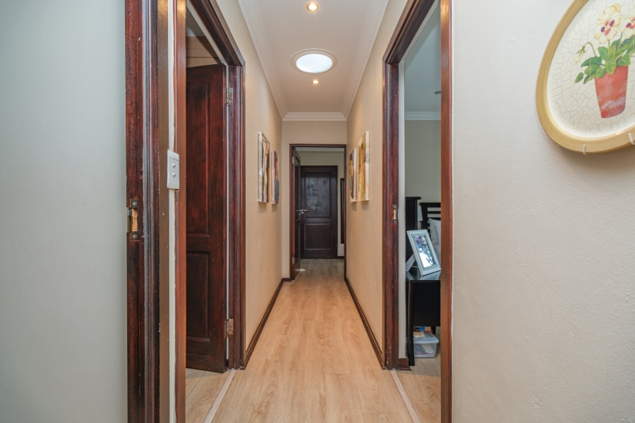 3 Bedroom Property for Sale in Lonehill Gauteng