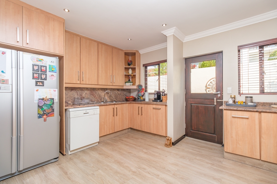3 Bedroom Property for Sale in Lonehill Gauteng