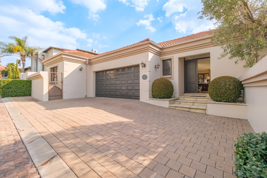 3 Bedroom Property for Sale in Lonehill Gauteng