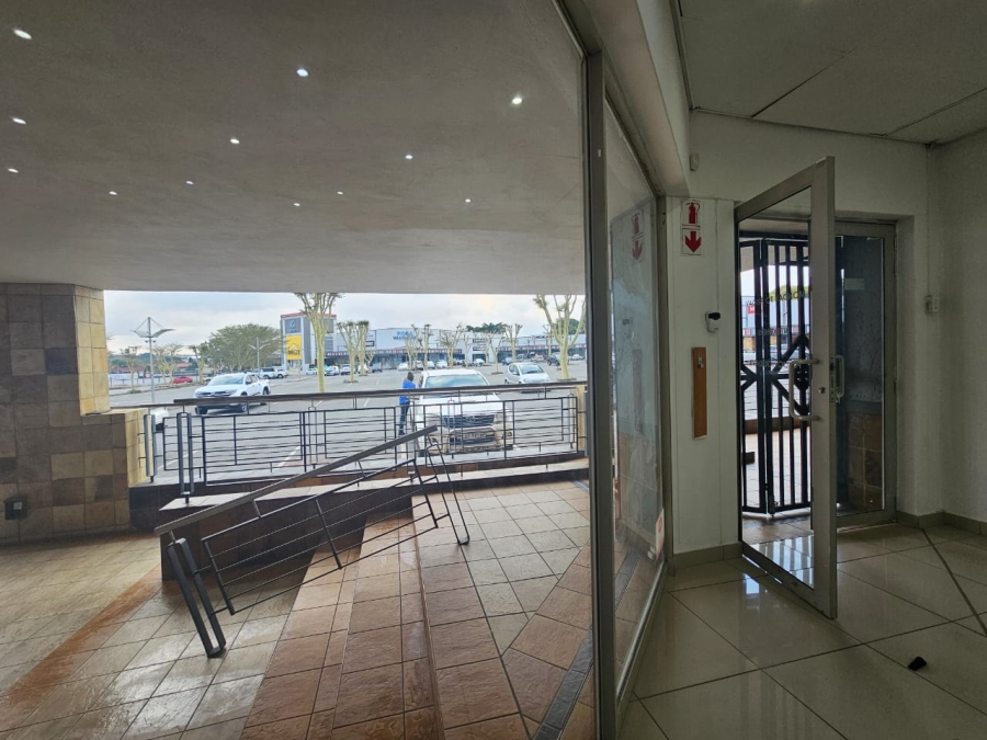 To Let Commercial Property for Rent in Lynnwood Ridge Gauteng
