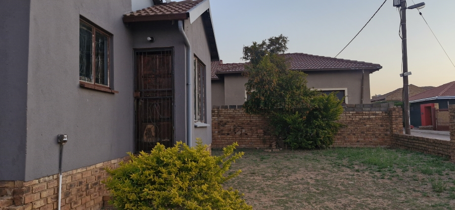 3 Bedroom Property for Sale in Mahube Valley Gauteng