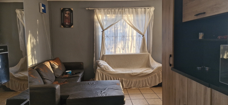 3 Bedroom Property for Sale in Mahube Valley Gauteng