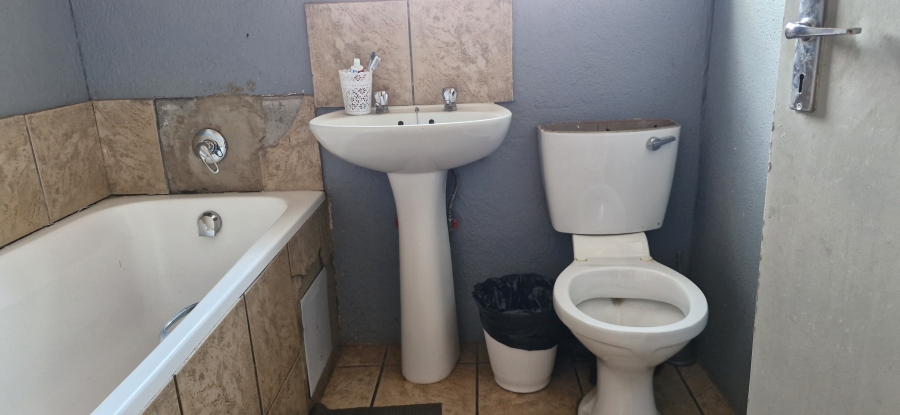 3 Bedroom Property for Sale in Mahube Valley Gauteng