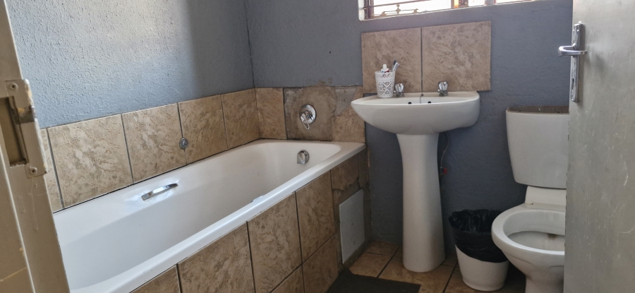 3 Bedroom Property for Sale in Mahube Valley Gauteng
