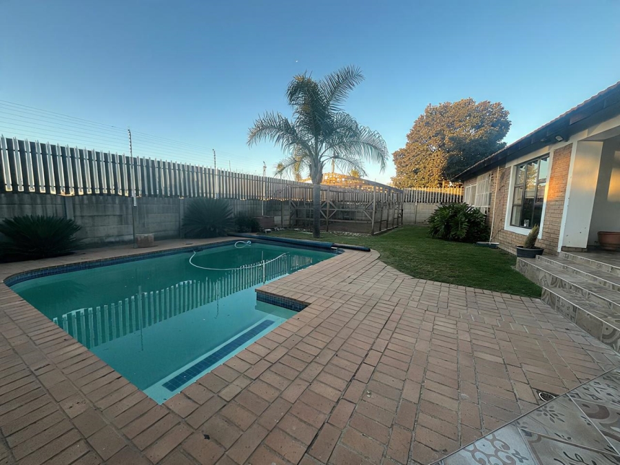3 Bedroom Property for Sale in Brakpan North Gauteng