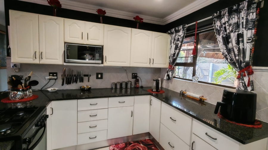 3 Bedroom Property for Sale in Dalview Gauteng