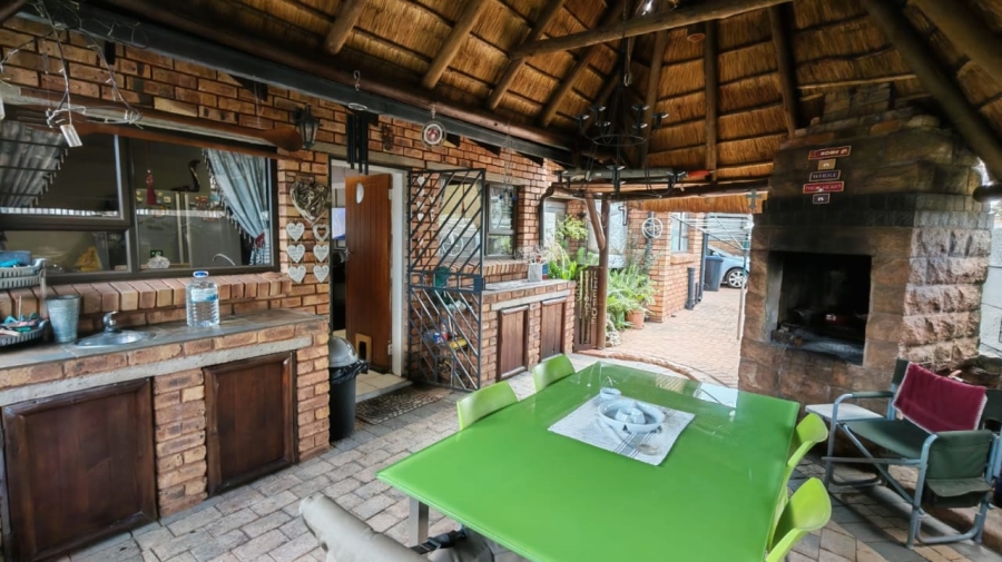 3 Bedroom Property for Sale in Dalview Gauteng