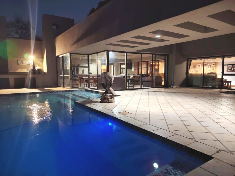 4 Bedroom Property for Sale in Sonneveld Gauteng