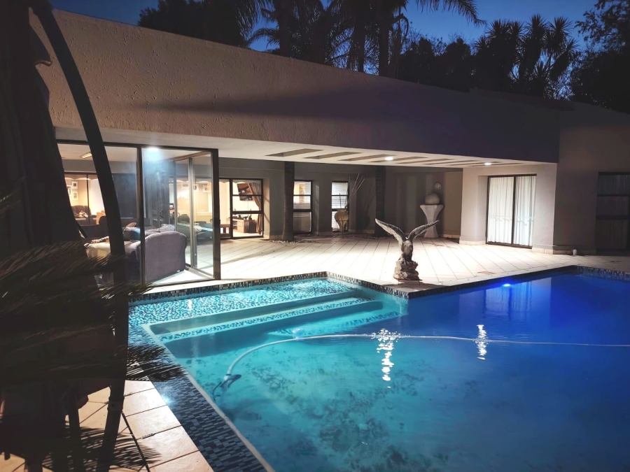 4 Bedroom Property for Sale in Sonneveld Gauteng