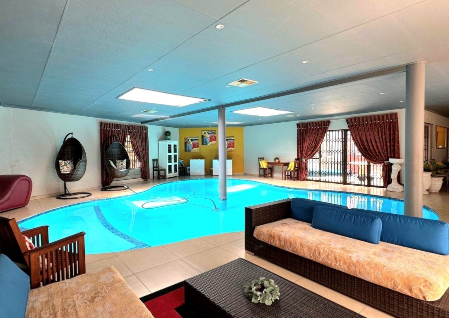 7 Bedroom Property for Sale in Three Rivers Gauteng