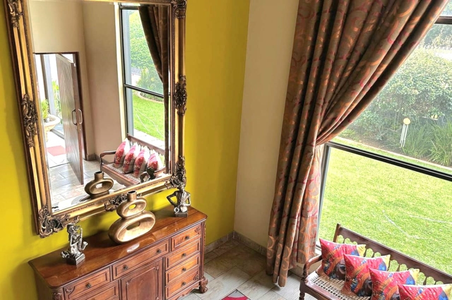 7 Bedroom Property for Sale in Three Rivers Gauteng