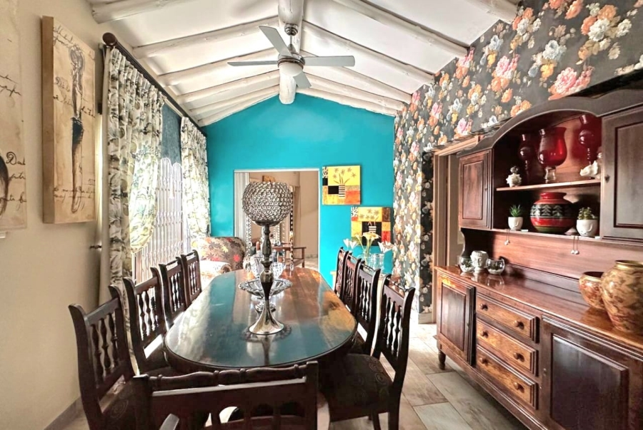7 Bedroom Property for Sale in Three Rivers Gauteng
