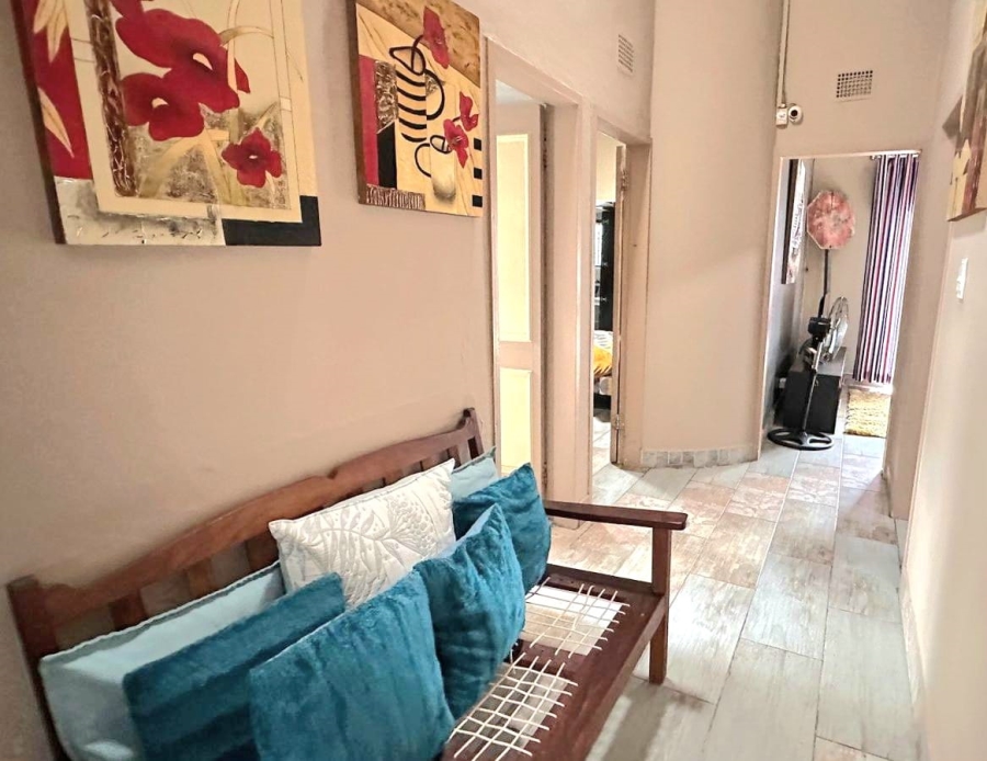 7 Bedroom Property for Sale in Three Rivers Gauteng