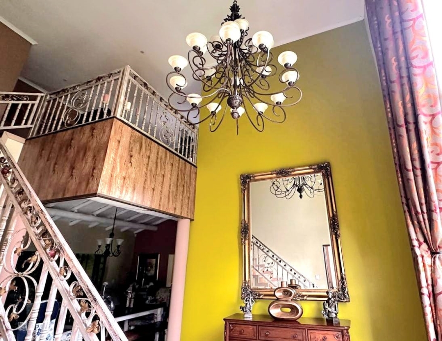 7 Bedroom Property for Sale in Three Rivers Gauteng