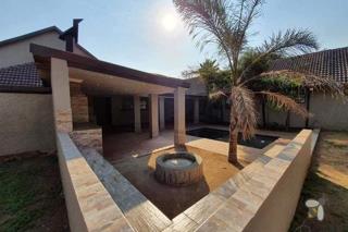 To Let 6 Bedroom Property for Rent in Freeway Park Gauteng