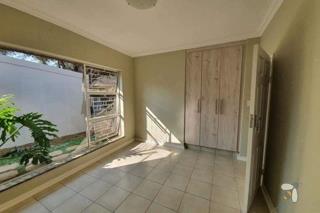 To Let 6 Bedroom Property for Rent in Freeway Park Gauteng