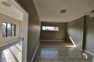To Let 6 Bedroom Property for Rent in Freeway Park Gauteng