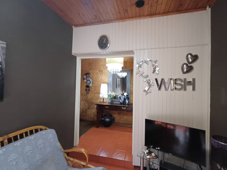 3 Bedroom Property for Sale in Vanderbijlpark SE 6 Gauteng