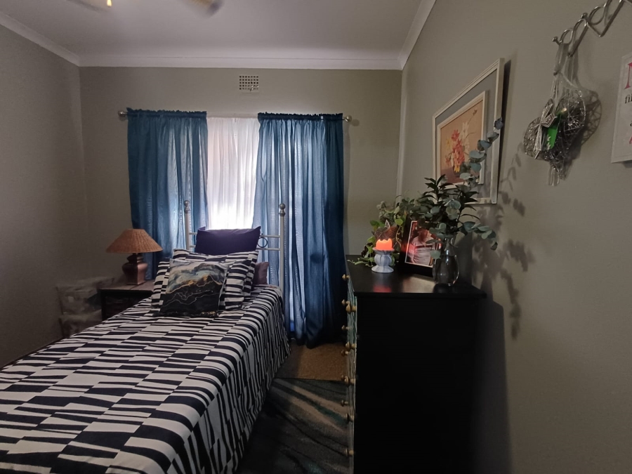 3 Bedroom Property for Sale in Vanderbijlpark SE 6 Gauteng