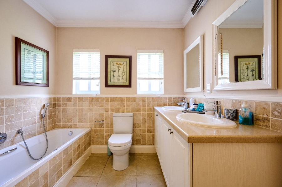 3 Bedroom Property for Sale in Waterfall Valley Mature Lifestyle Estate Gauteng