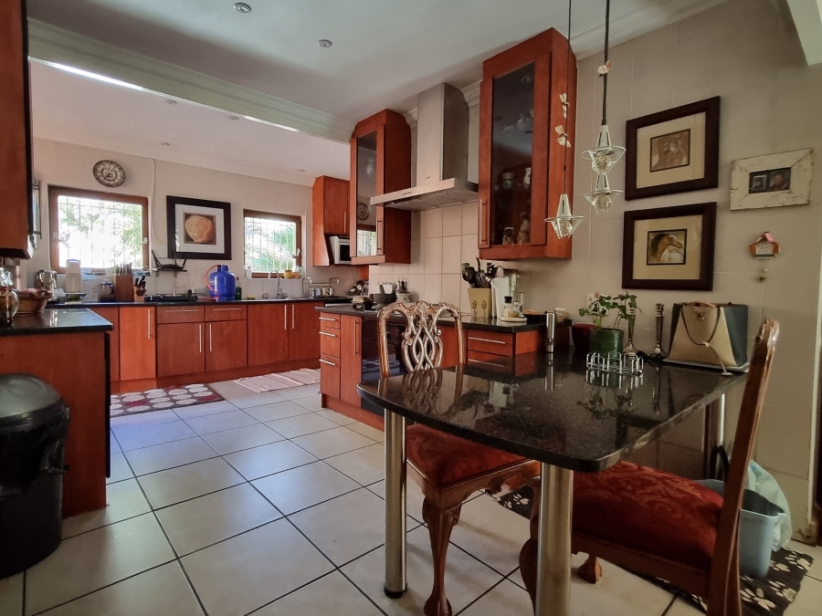 To Let 4 Bedroom Property for Rent in Fairland Gauteng