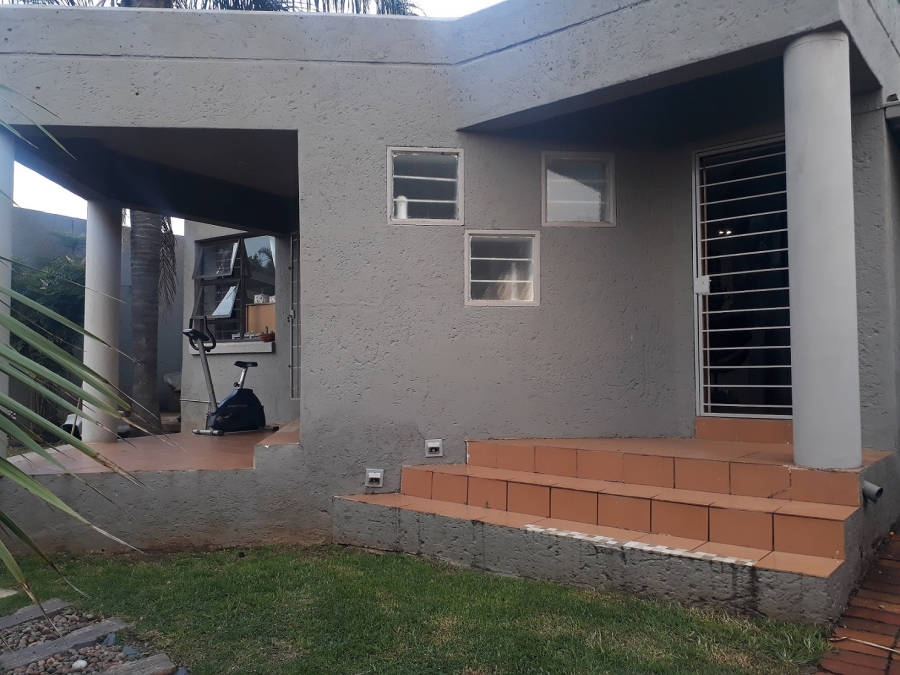 To Let 2 Bedroom Property for Rent in Albertville Gauteng