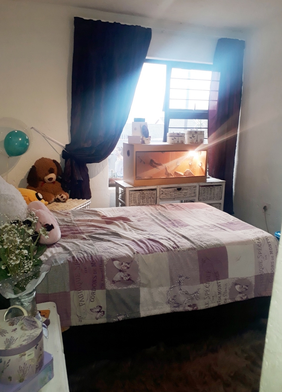 To Let 2 Bedroom Property for Rent in Albertville Gauteng