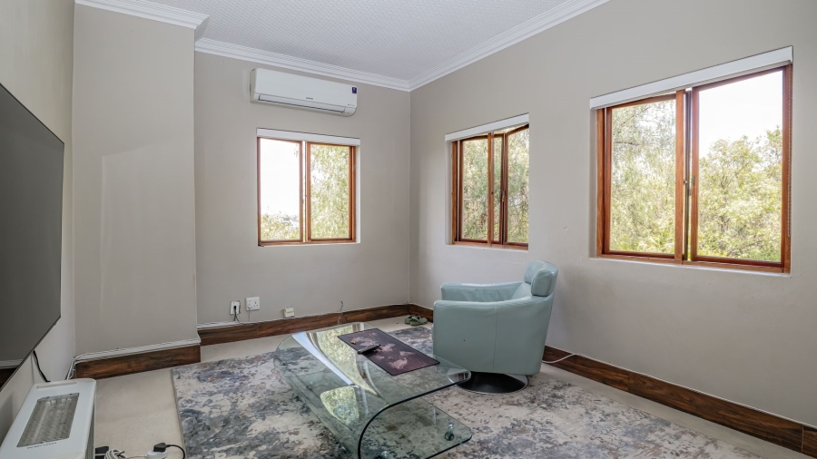 5 Bedroom Property for Sale in Cornwall Hill Gauteng