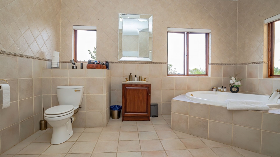 5 Bedroom Property for Sale in Cornwall Hill Gauteng