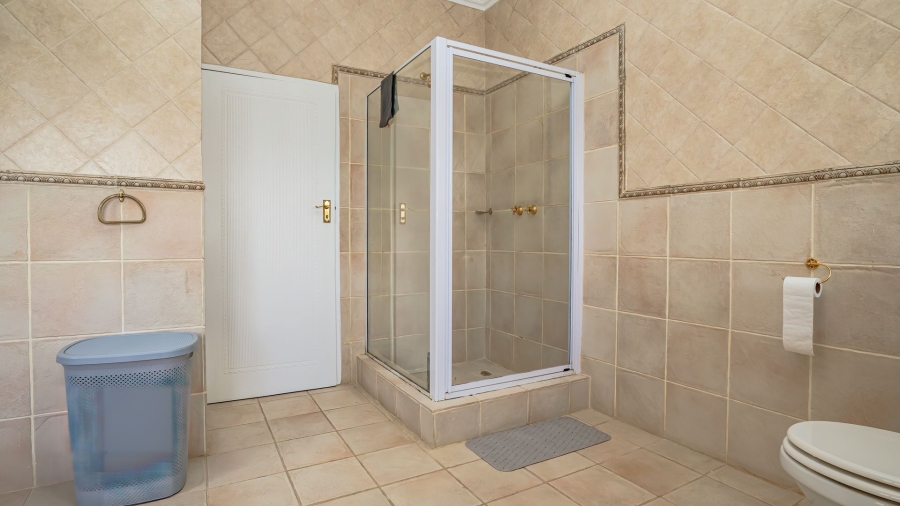 5 Bedroom Property for Sale in Cornwall Hill Gauteng