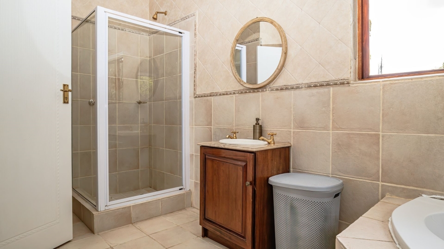 5 Bedroom Property for Sale in Cornwall Hill Gauteng