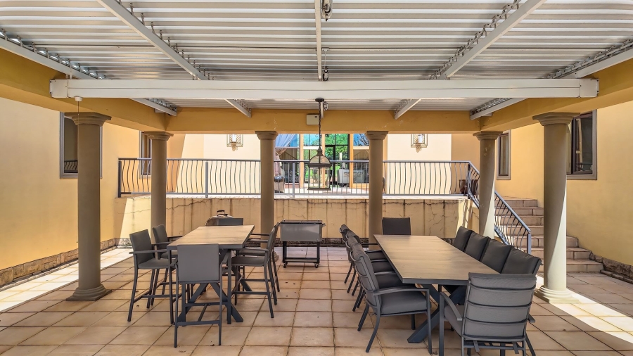 5 Bedroom Property for Sale in Cornwall Hill Gauteng