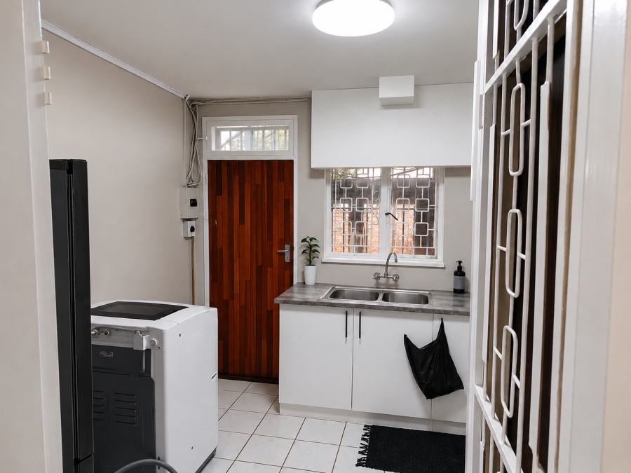 To Let 2 Bedroom Property for Rent in Laudium Gauteng