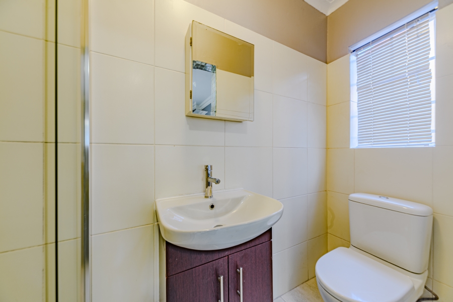 3 Bedroom Property for Sale in Erasmuskloof Gauteng