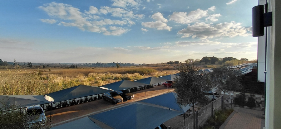 1 Bedroom Property for Sale in Lilianton Gauteng