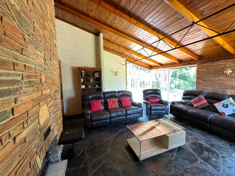 5 Bedroom Property for Sale in Mondeor Gauteng