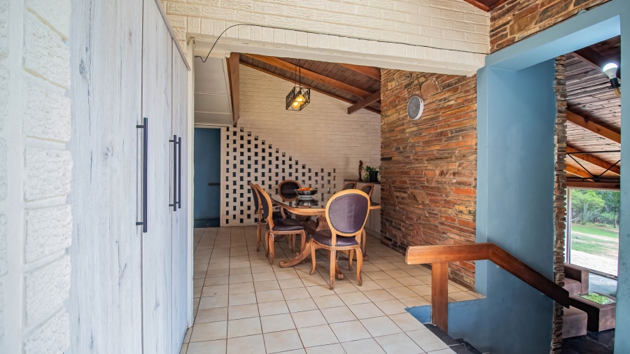5 Bedroom Property for Sale in Mondeor Gauteng