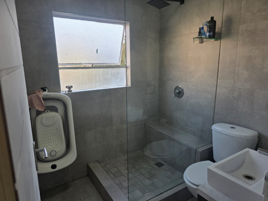2 Bedroom Property for Sale in Suideroord Gauteng