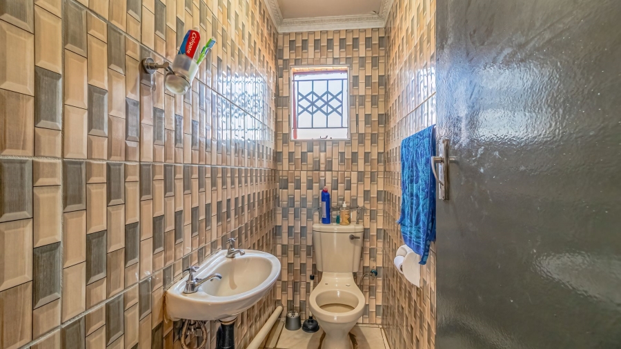 3 Bedroom Property for Sale in Lawley Gauteng